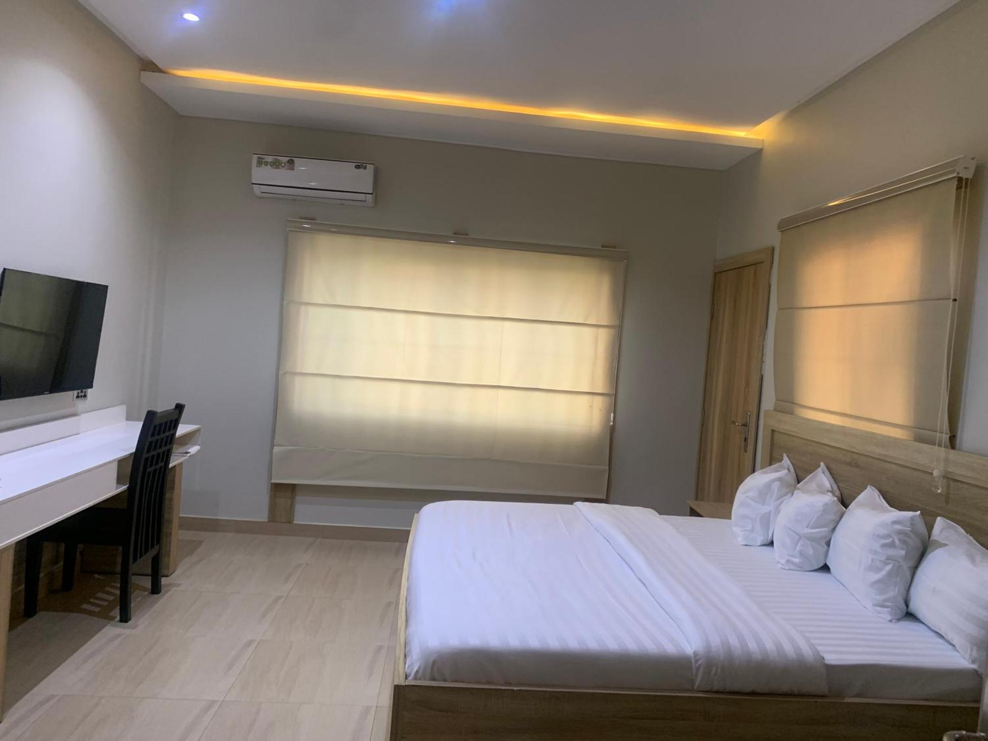Greywood Hotel And Apartments Ikeja Exterior foto